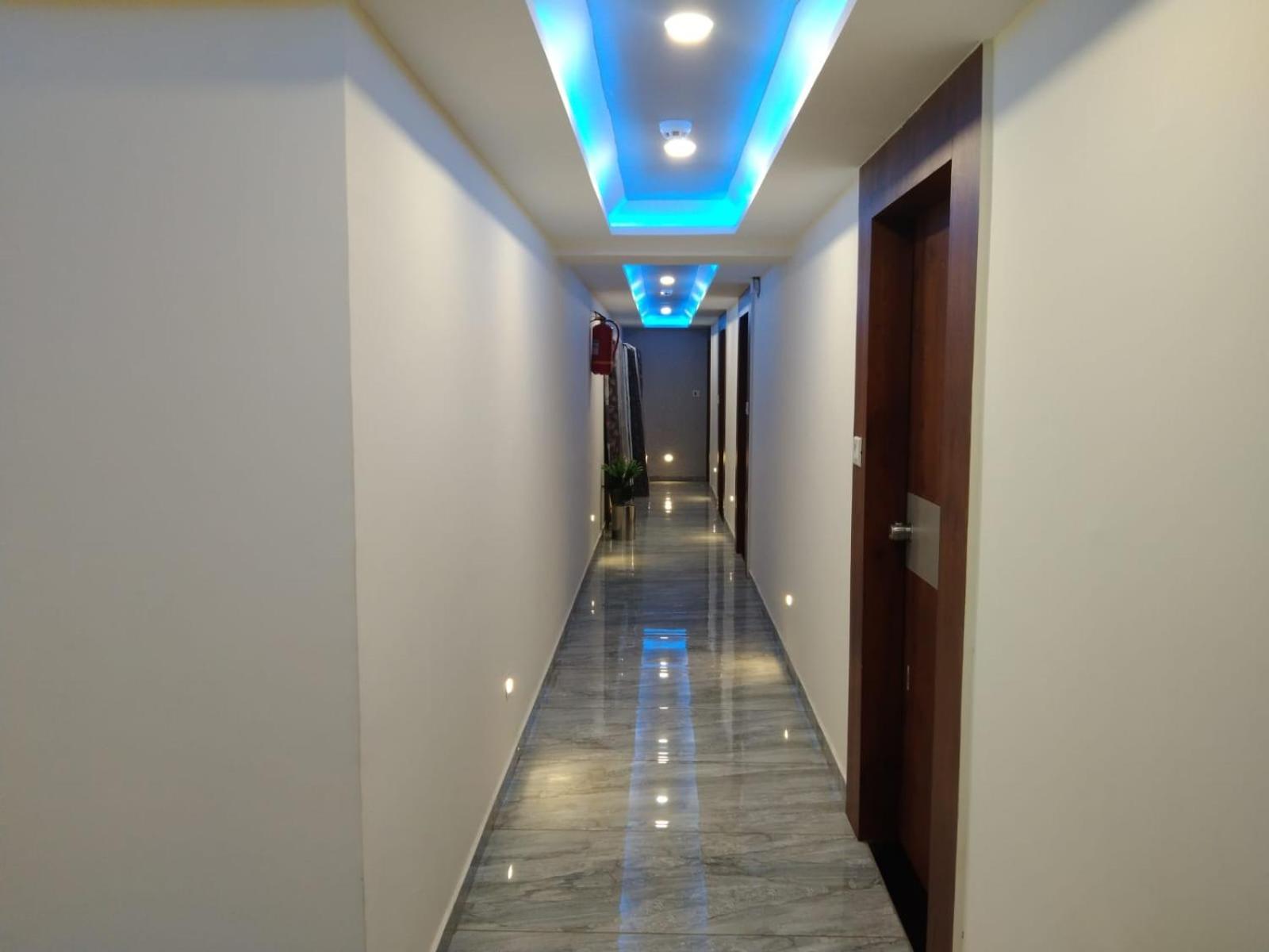 Hotel Sun Shine Ahmedabad Exterior photo